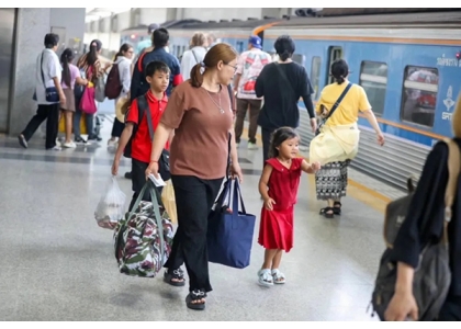 2024–04-17 宋干节收假 火车站、客运站人满为患